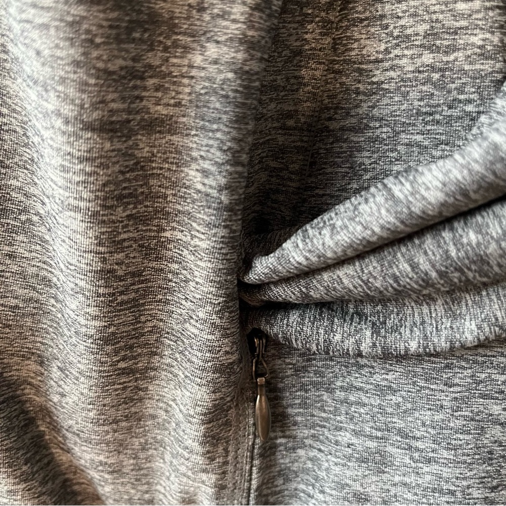 Athleta Heather Gray Vitamin Sea Jacket Jacket size Medium - Picture 11 of 13